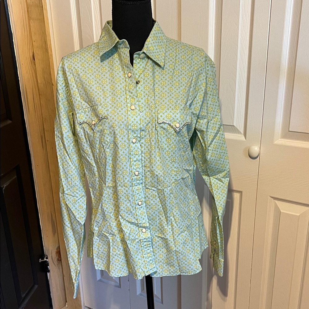 Women's Green Floral Button-Up Shirt